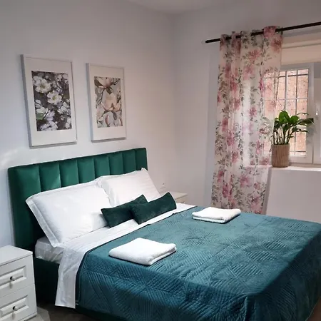 Apartment Verde Tirana